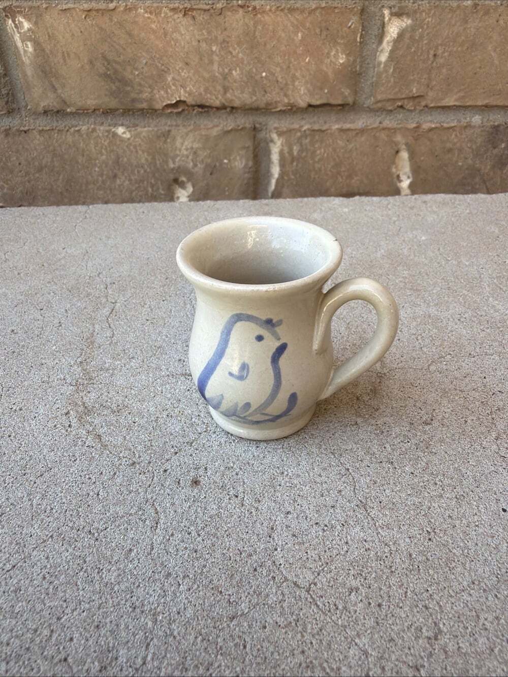 AMERICAN GIRL PLEASANT COMPANY ROWE POTTERY KIRSTENS MUG Has Chip